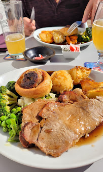 The Lilac Tree Restaurant & Bar