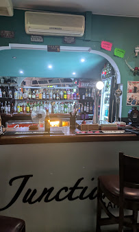 Junction Bar